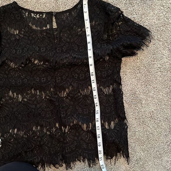 Elodie Lace Top   - Picture 7 of 7